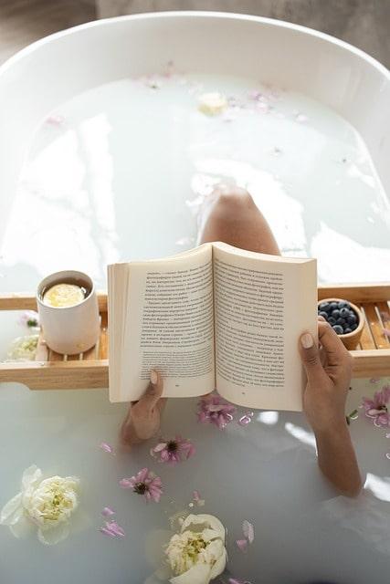 In-der-Badewanne-lesen-Tag