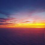 Tag der Internationalen Zivilluftfahrt, Flügel bei Sonnenuntergang